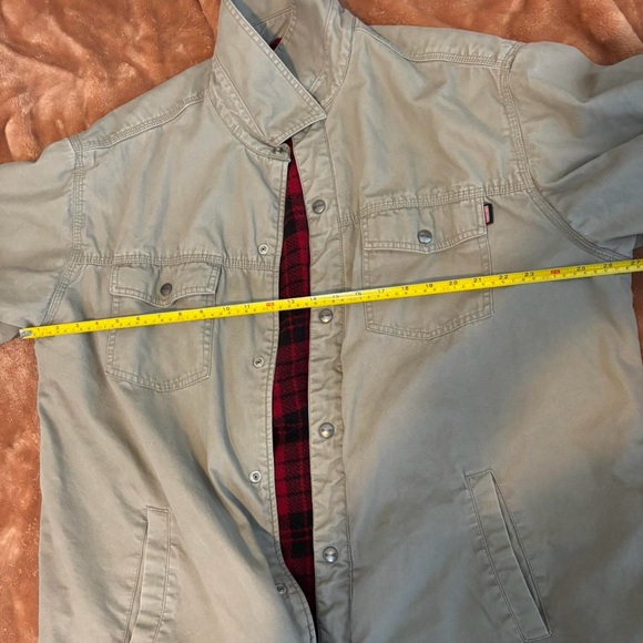 Craft Men's Khaki Jacket with Red Lining - Picture 6 of 7